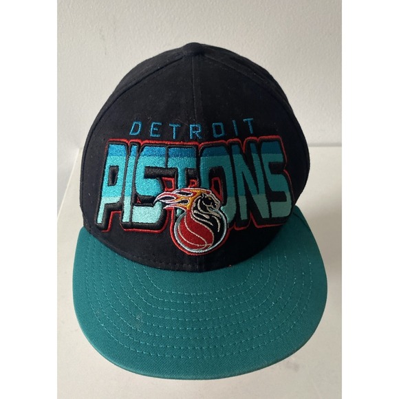 Detroit Pistons New Era 9Fifty Snapback Hat Cap OSFM Hardwood Classics Throwback